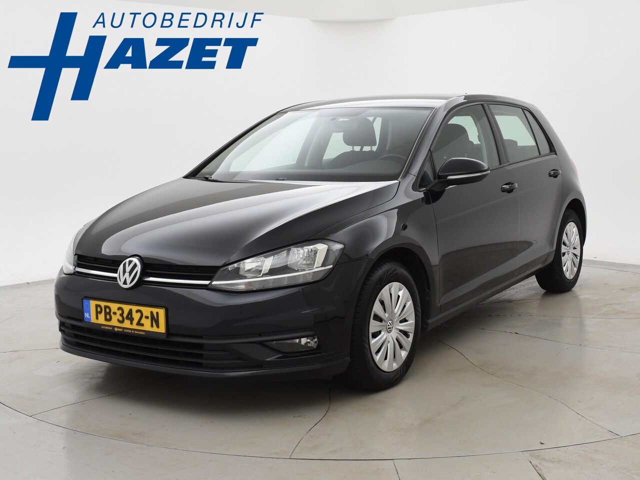 Volkswagen Golf - 1.6 TDI 115 PK 5-DEURS *BTW* + APPLE CARPLAY / TREKHAAK / DAB / NAVIGATIE - AutoWereld.nl