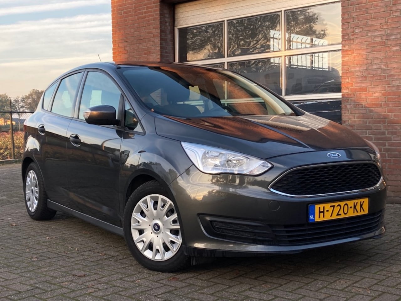 Ford C-Max - 1.0turbo, 100pk Lage KM stand! - AutoWereld.nl