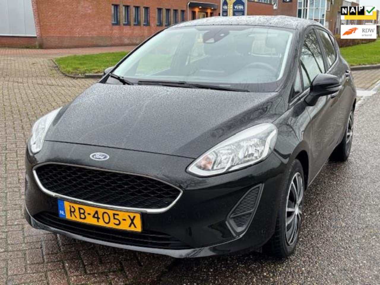 Ford Fiesta - 1.1 Trend 5-Drs Airco Elec. pakket Audio-CD/MP3 TCS Navigatie ABS Cruisecontrol ESP EBD De - AutoWereld.nl