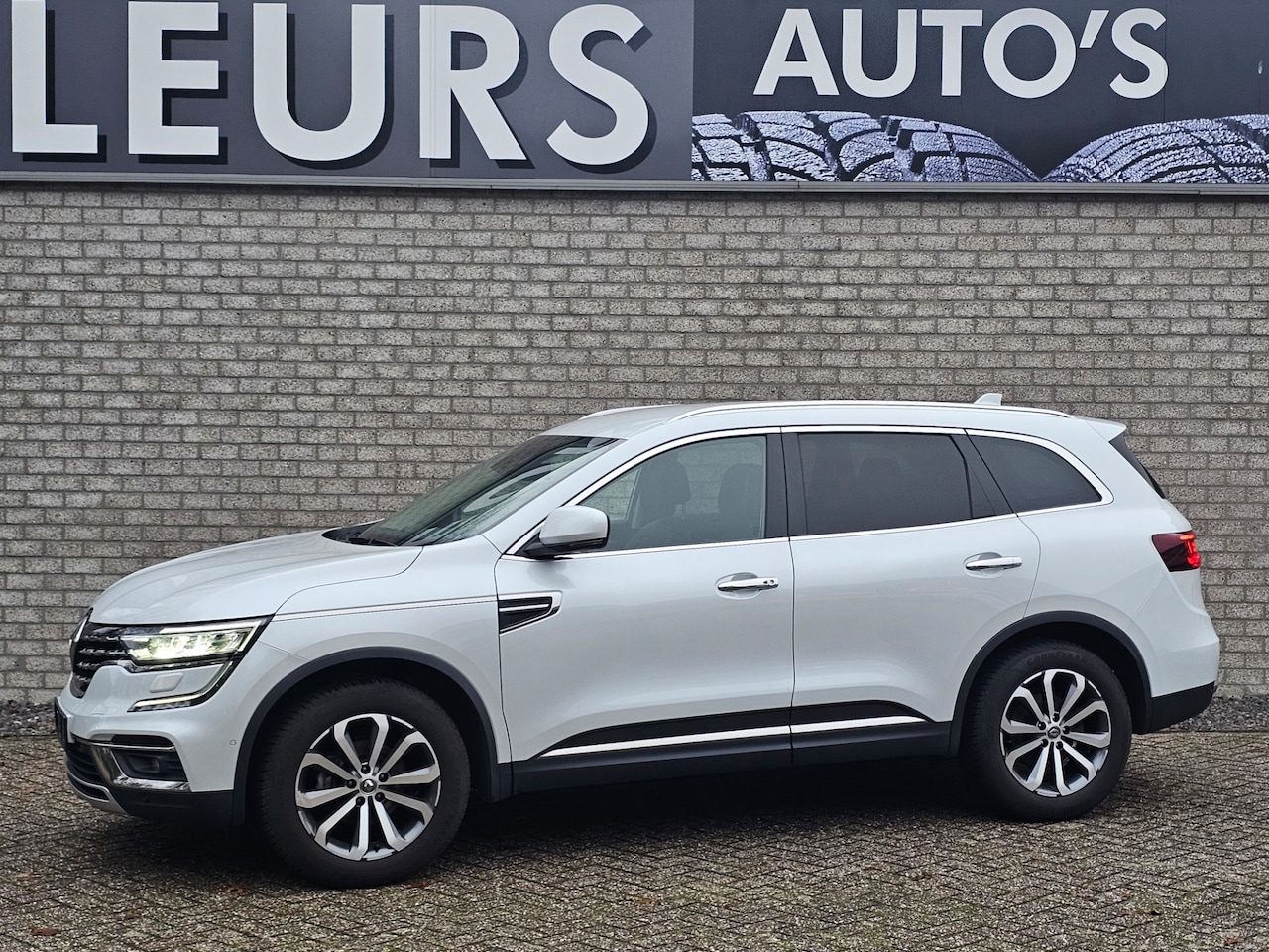 Renault Koleos - 1.3 160 TCe Intens/Automaat/Trekhaak//Camera - AutoWereld.nl