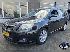 Toyota Avensis Wagon - 1.8 VVTi Luna Business