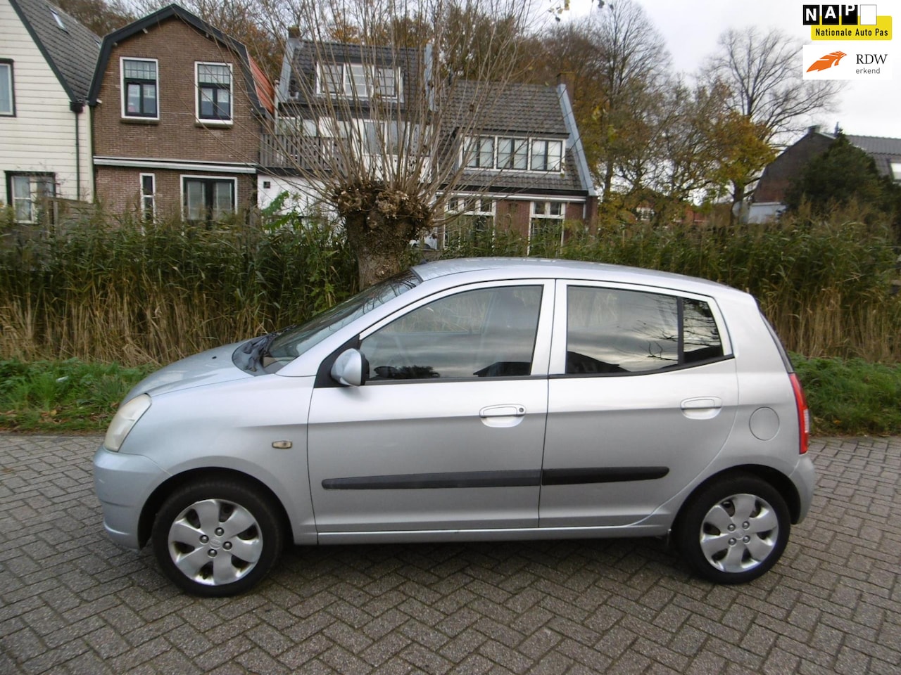 Kia Picanto - 1.0 LXE Stuurbekr. Zuinig 155.000km NAP Hoge instap Historie - AutoWereld.nl