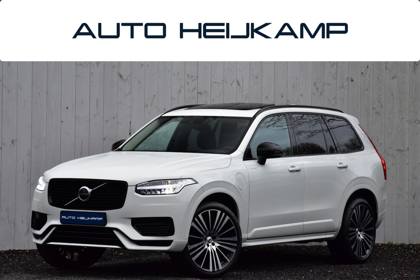 Volvo XC90 - 2.0 T8 Recharge AWD R-Design | Pano-dak | Pilot Assist | 22" LMV | 1e Eigenaar | - AutoWereld.nl