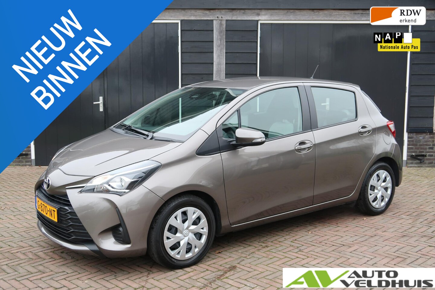 Toyota Yaris - 1.5 VVT-i Active / unieke km/camera/ Clima/ automaat! - AutoWereld.nl