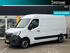 Renault Master - T33 2.3 dCi 135 L2H2 Comfort | Trekhaak | Navigatie | DAB | Parkeersensoren | Airco |