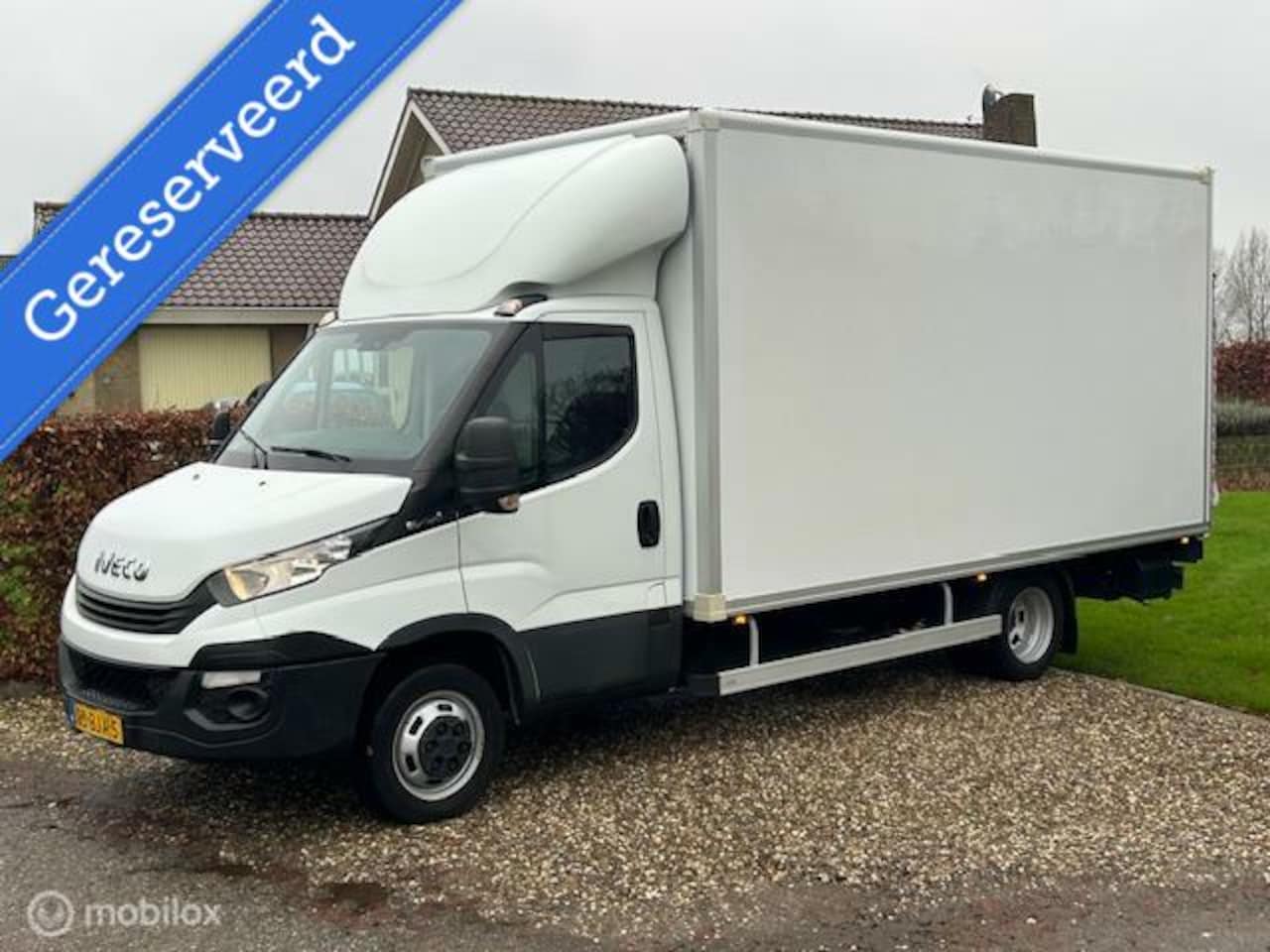 Iveco Daily - 50C18 3.0 BAKWAGEN/LAADKLEP/LOOPDEUR/AIRCO - AutoWereld.nl