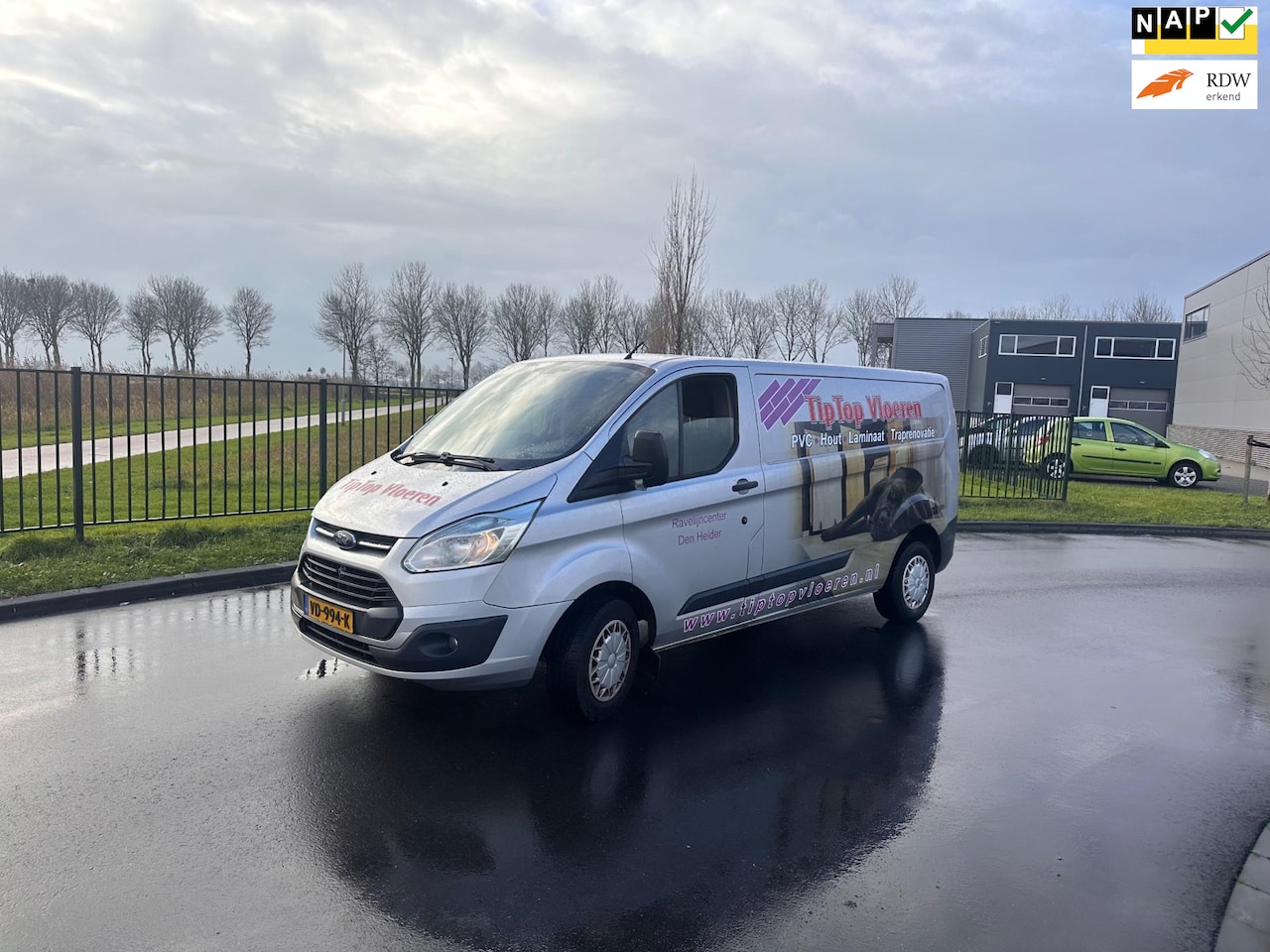 Ford Transit Custom - 290 2.2 TDCI L2H1 Trend Airco.Airco - AutoWereld.nl