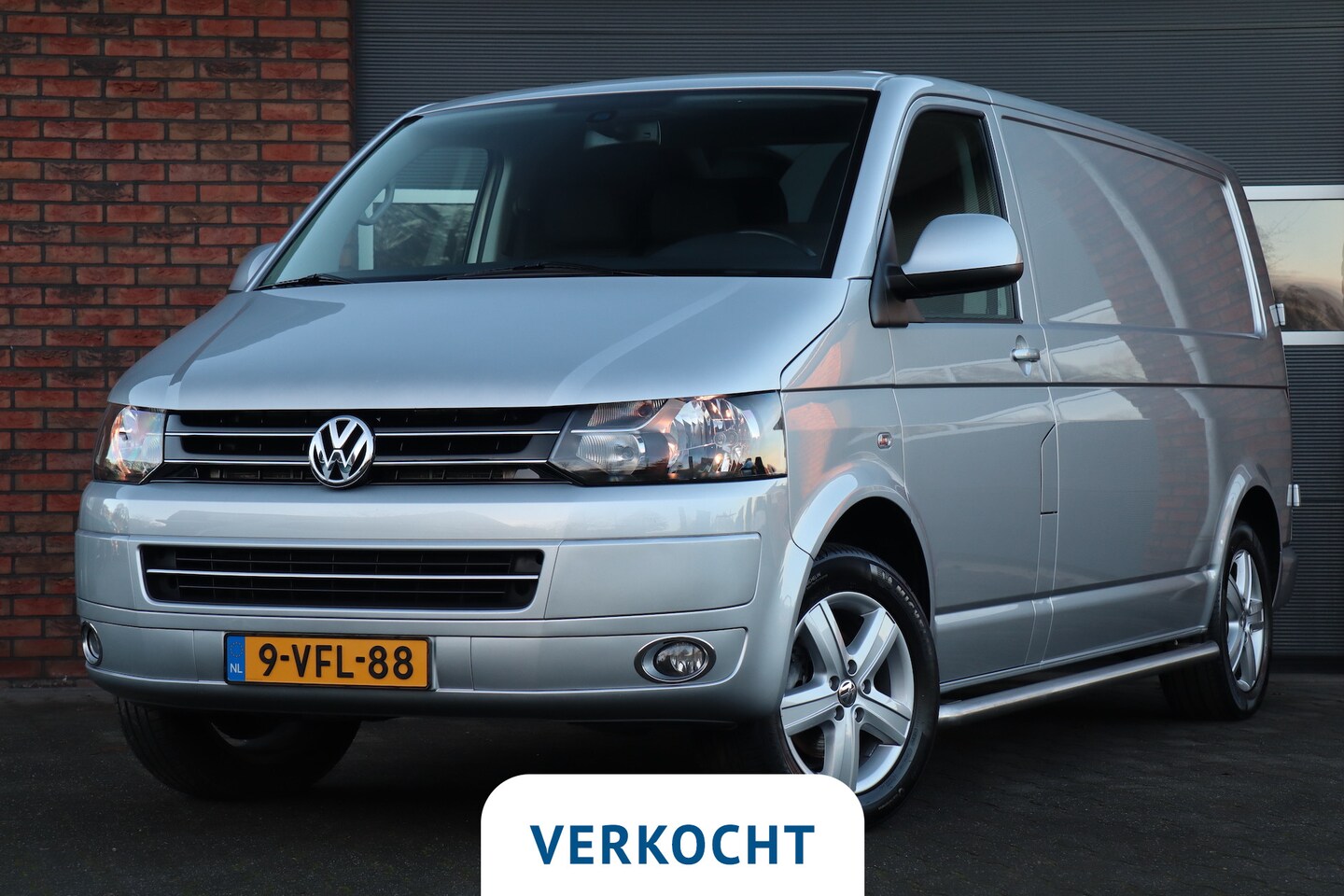 Volkswagen Transporter - 2.0 TDI 103 KW L2H1 DSG, 1e eigenaar - AutoWereld.nl