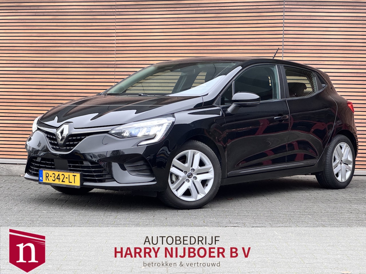 Renault Clio - 1.6 E-Tech Hybrid 145 Navi / led / Carplay / Cruise / Pdc enz enz - AutoWereld.nl