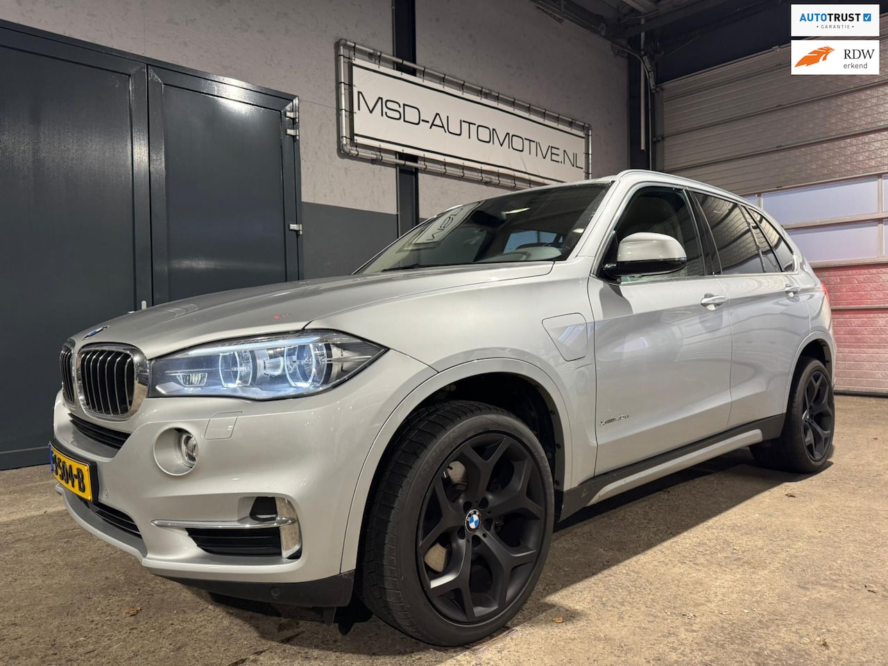 BMW X5 - XDrive40e High Executive B&O Nachtzicht Onderhouden - AutoWereld.nl