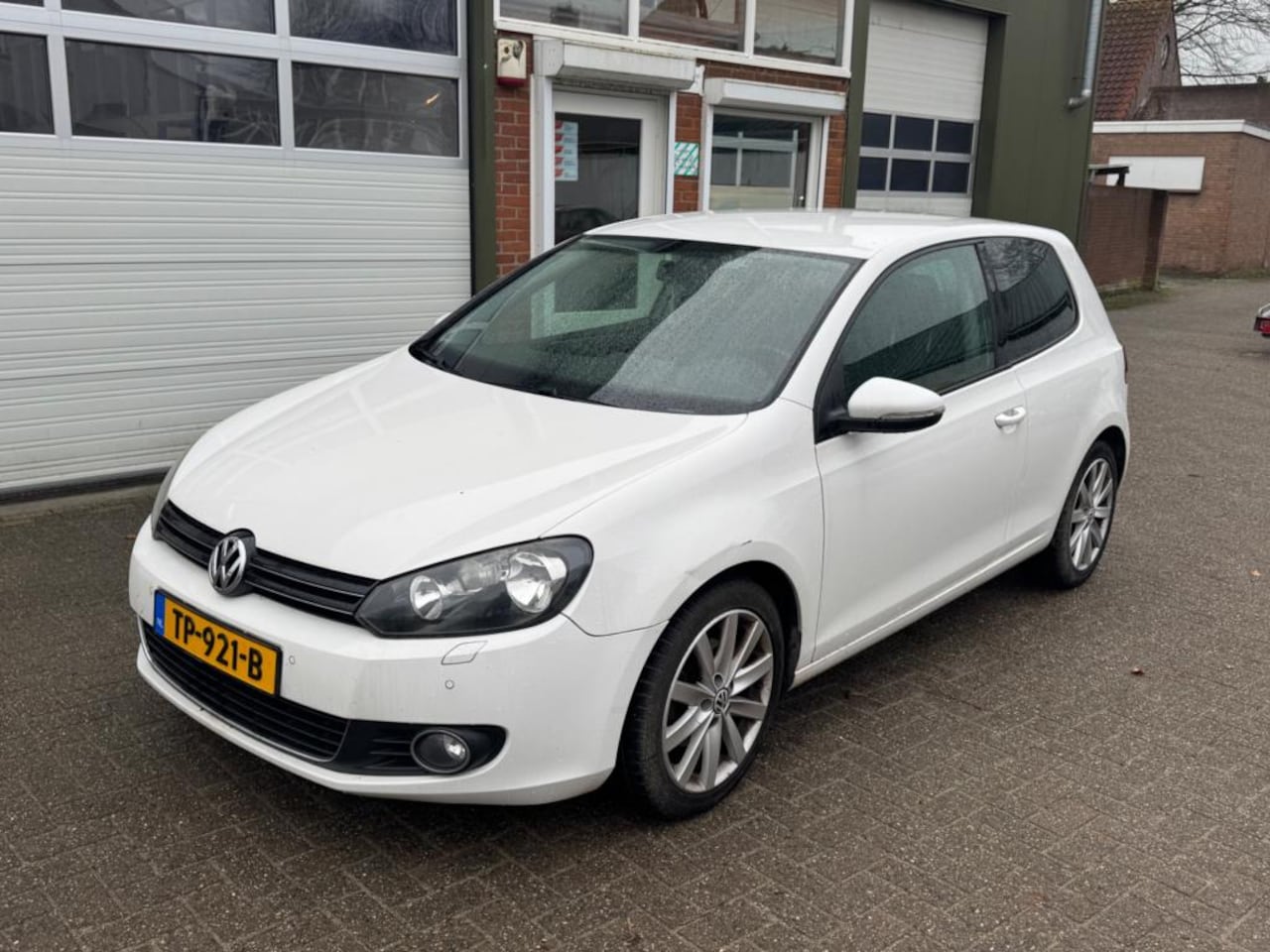 Volkswagen Golf - 1.4 TSI Comfortline 11-2025 APK - AutoWereld.nl