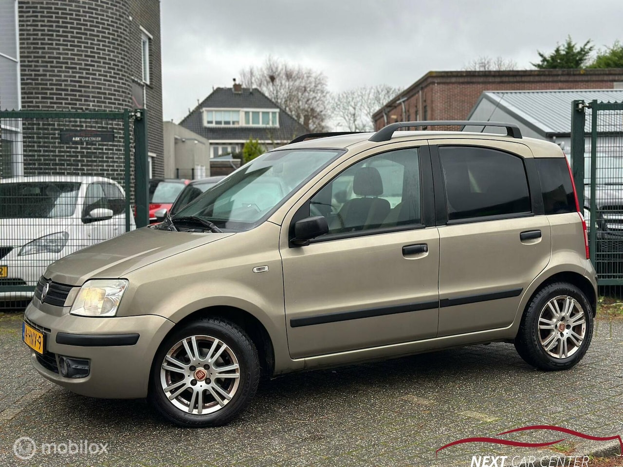 Fiat Panda - 1.2 Emotion Airco/Bluetooth/Trekhaak - AutoWereld.nl