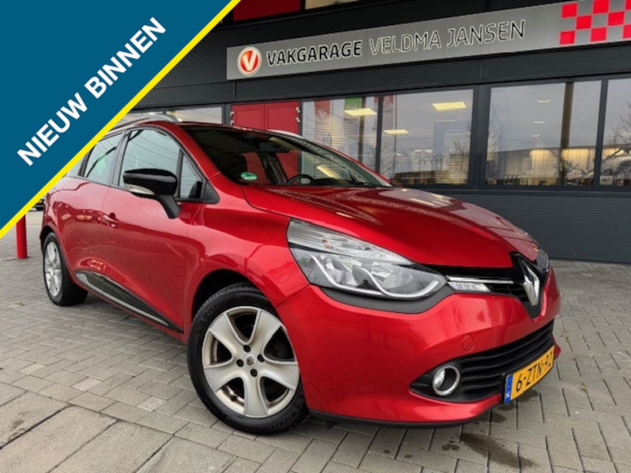 Renault Clio Estate - 0.9 TCe EXPRESSION + AIRCO/CRUISE/LMV/NAVI - AutoWereld.nl