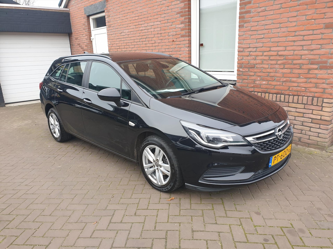 Opel Astra - 1.0 Turbo 105pk Start/Stop Online Edition - AutoWereld.nl