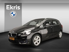 BMW 2-serie Active Tourer - 216i | LED | Navigatie | Sportstoelen | Trekhaak | Chrome line | PDC | Alu 17 inch