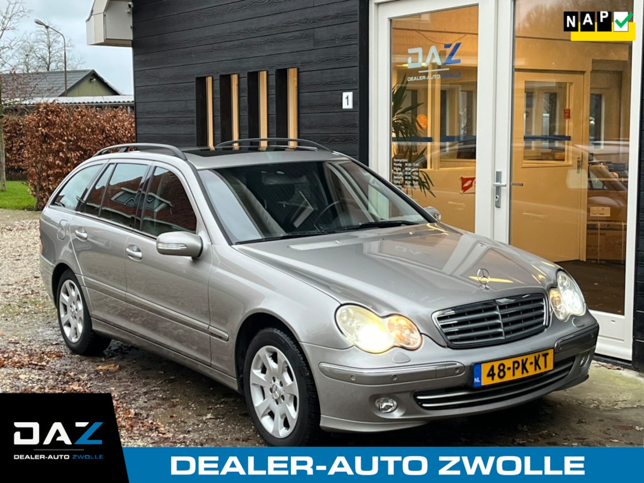 Mercedes-Benz C-klasse Combi - 240 Elegance 4-Matic Aut/Ecc/Navi/Dak/Youngtimer! - AutoWereld.nl