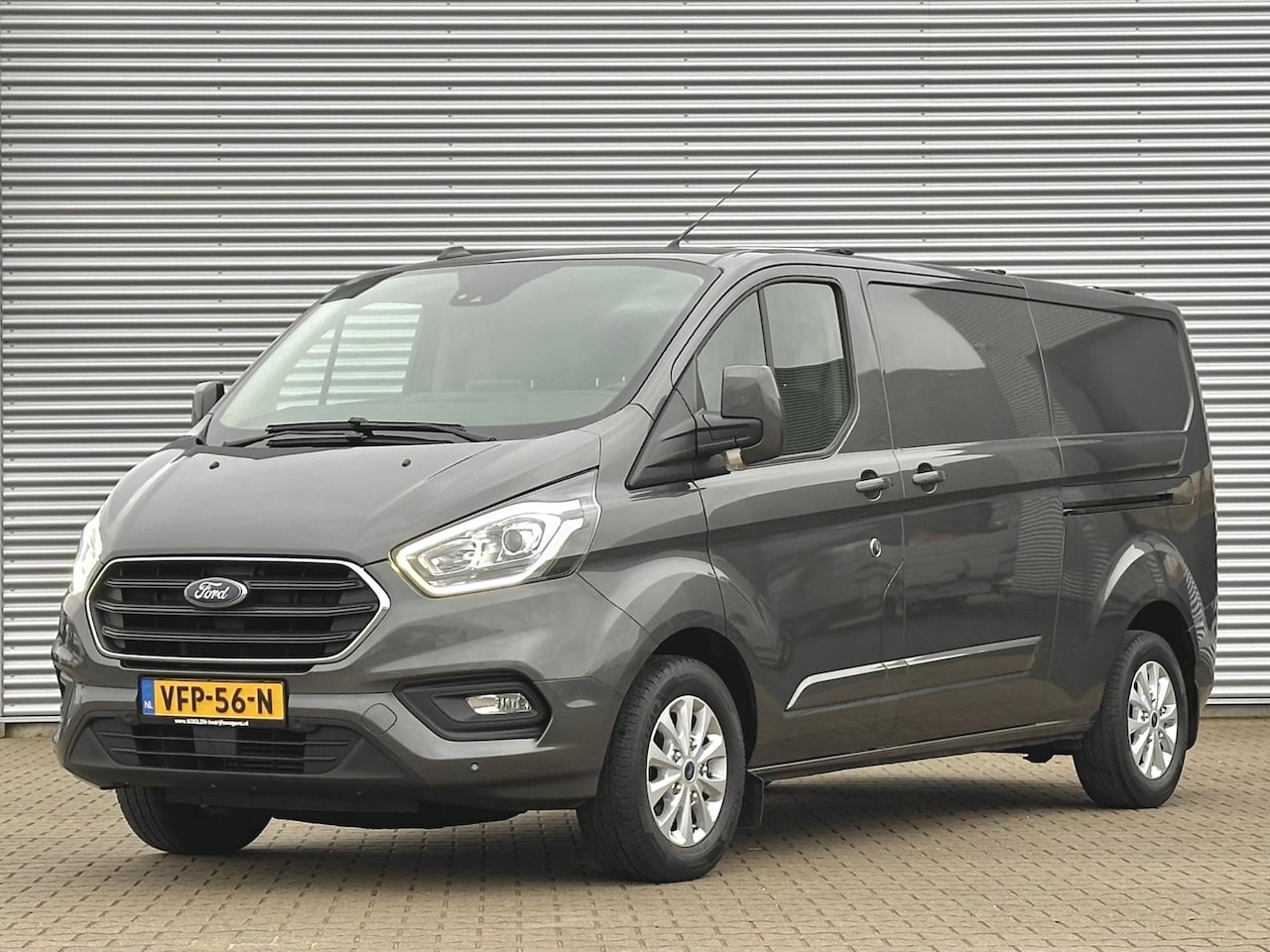 Ford Transit Custom - 300 2.0 TDCI L2 Limited - AutoWereld.nl