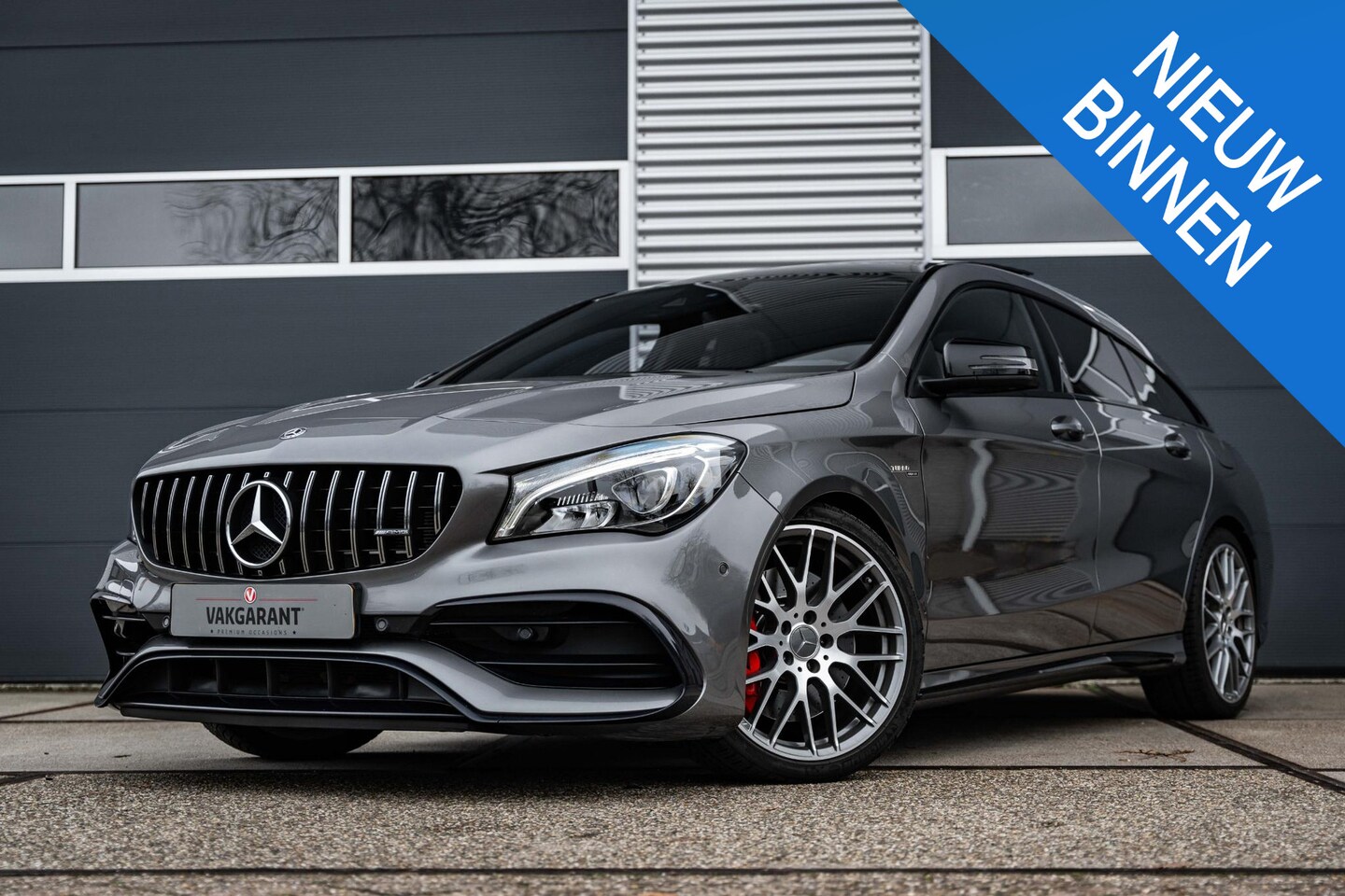 Mercedes-Benz CLA-klasse Shooting Brake - AMG 45 4MATIC |Panorama dak |AMG Performance-stoelen| Fab. garantie tot 12-2025 | Nieuw ! - AutoWereld.nl