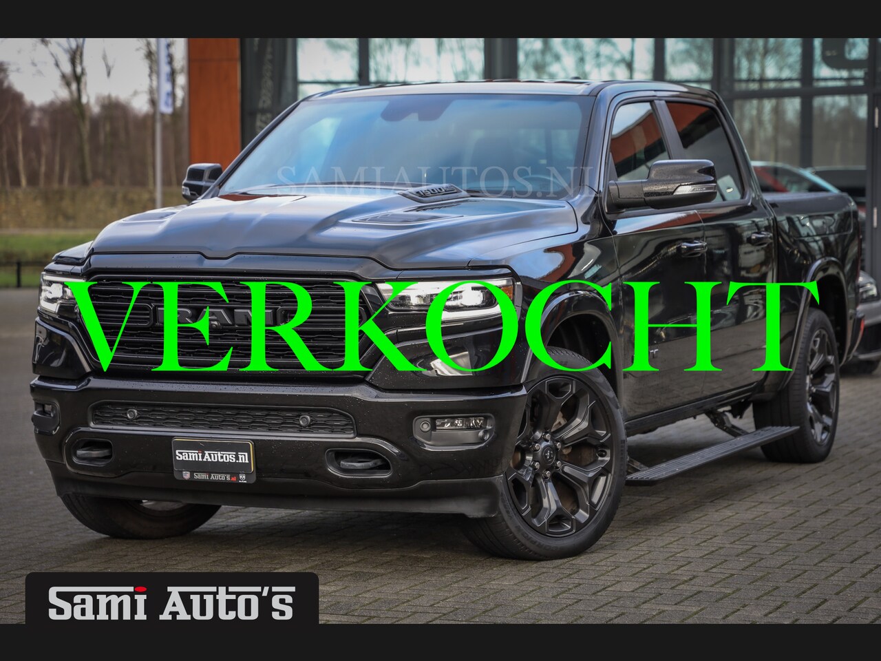 Dodge Ram 1500 - LIMITED NIGHT | HUD | XB9 & MWK | HEMI V8 5.7 | 402PK | 4X4 | BLACK ON BLACK | DUBBELE CAB - AutoWereld.nl