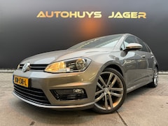 Volkswagen Golf - 1.4 TSI Business Edition R Connected