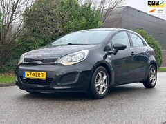 Kia Rio - 1.2 CVVT *5DR*Airco*LM velgen*Bluetooth*NAP*APK*Dealer onderhouden