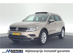 Volkswagen Tiguan - 1.5 TSI 150pk DSG ACT Highline Trekhaak Camera Panoramadak Stoelverwarming Navigatie