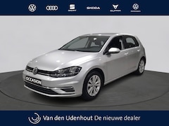 Volkswagen Golf - 1.0 TSI Comfortline Executive | Navi | Privacy Glass