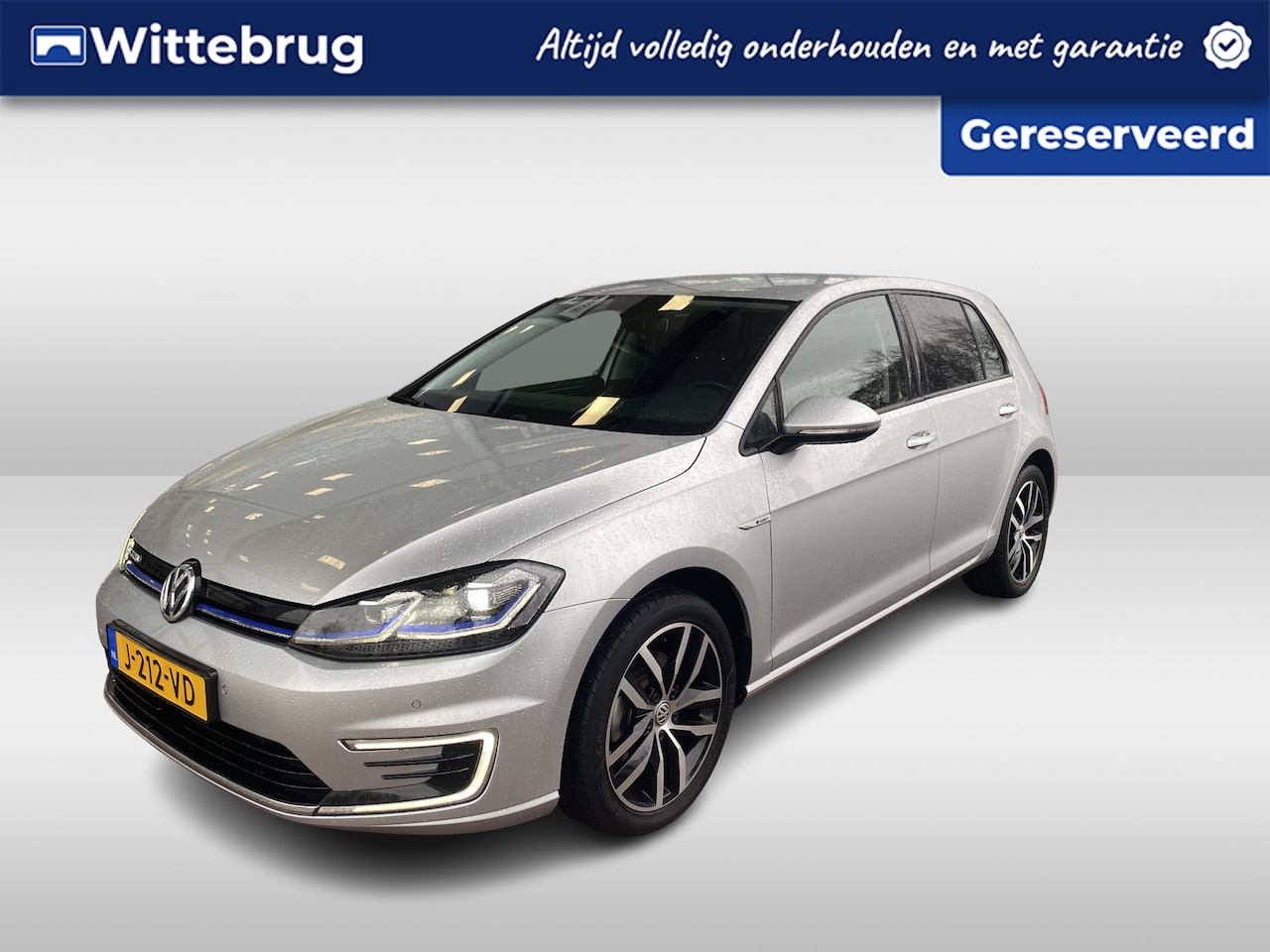 Volkswagen e-Golf - E-DITION ACC / Parkeerhulp / Navi Full map / LM 17'' / LED / Clima / 12 maanden garantie! - AutoWereld.nl