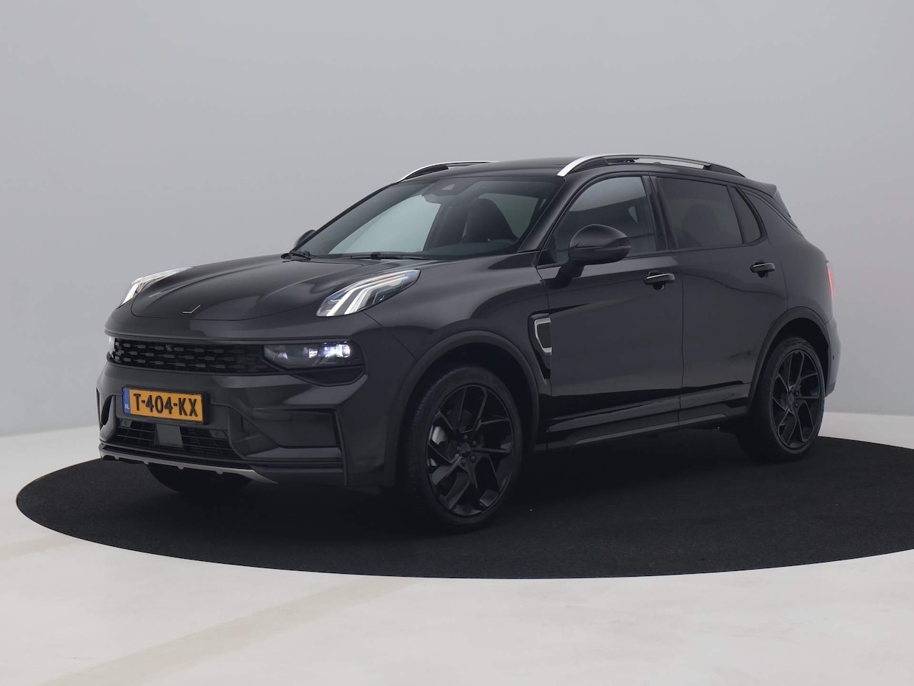 Lynk & Co 01 - 1.5 Plug-in Hybrid | 360° | BLACK | VOL LEDER  | ZWARTE HEMEL | NLD AUTO - AutoWereld.nl