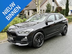 BMW X2 - sDrive18i High Executive 140PK Automaat•Pano•Leder