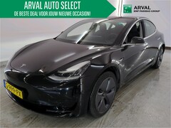 Tesla Model 3 - Standard RWD Plus 60 kWh 238pk | Autopilot | Zwart interieur | Panoramadak | 18 Inch Aero