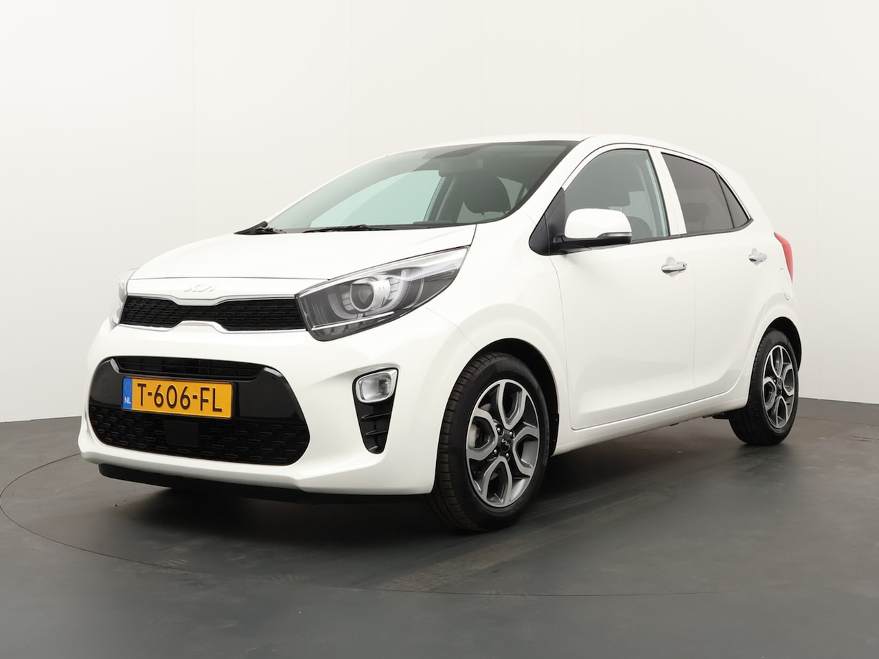 Kia Picanto - 1.0 DPi DynamicPlusLine - Achteruitrij camera - Climate control - Keyless entry - Cruise c - AutoWereld.nl