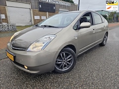 Toyota Prius - 1.5 VVT-i Tech Edition GARANTIE