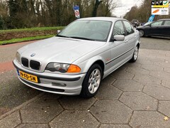 BMW 3-serie - 320i Executive