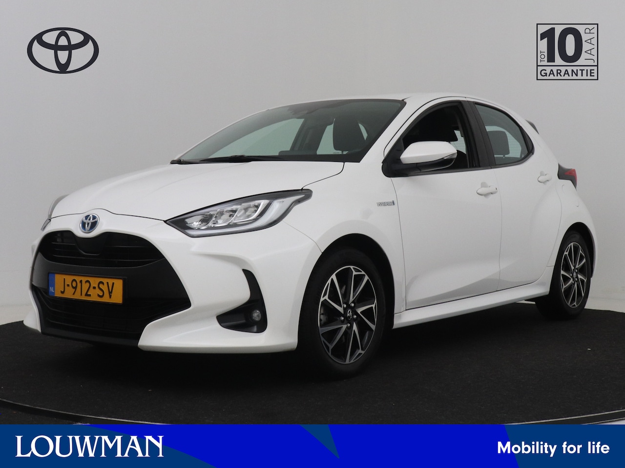 Toyota Yaris - 1.5 Hybrid Dynamic | Camera | Climate Control | Cruise Control | LM velgen | Apple Carplay - AutoWereld.nl