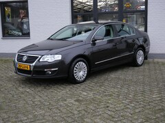 Volkswagen Passat - 2.0 TFSI Comfortline 151000km Ecc Cruise Pdc Navi