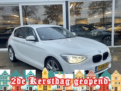 BMW 1-serie - 114i EDE Business 50% deal 4.225, - ACTIE LED / LMV / PDC achter / Cruise / Clima