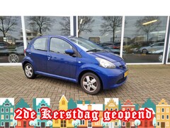 Toyota Aygo - 1.0-12V + 50% deal 1.725, - ACTIE LMV / Toerenteller / 5-Deurs