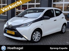 Toyota Aygo - 1.0 VVT-i x-now | Airco | Elektr. ramen |