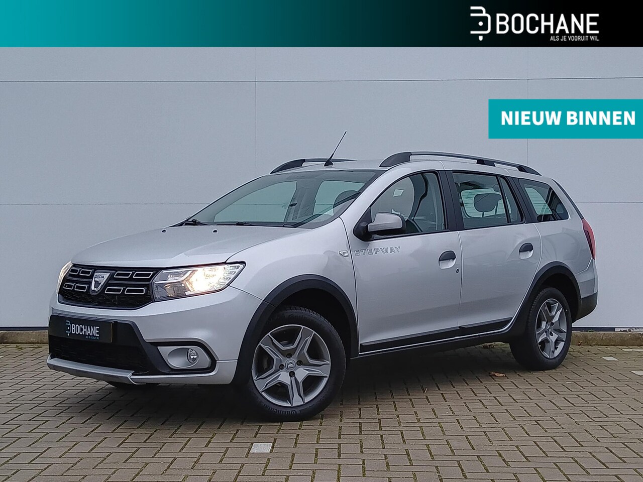 Dacia Logan MCV - 0.9 TCe Stepway Navigatie / Parkeercamera / Airco - AutoWereld.nl