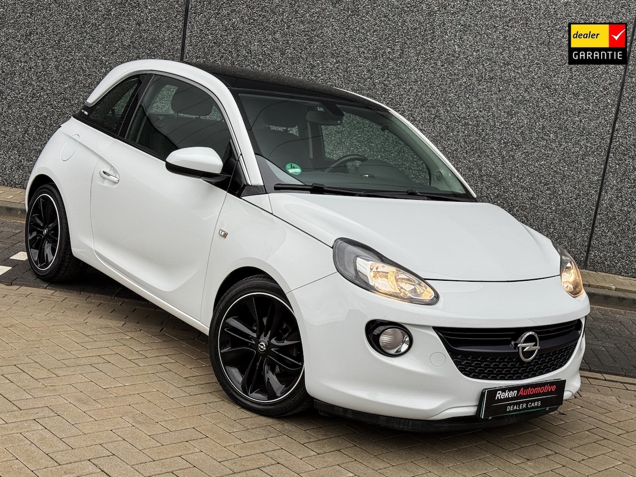 Opel ADAM - 1.4 Hardwell Edition Pano Carplay Cruise Clima - AutoWereld.nl