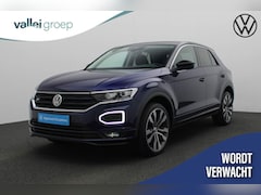 Volkswagen T-Roc - 1.5 TSI 150PK DSG United | Trekhaak | Parkeersensoren voor/achter | Stoelverwarming | Navi