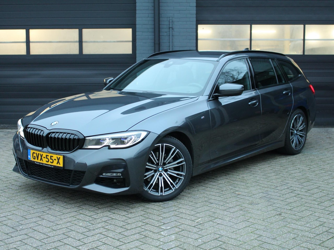 BMW 3-serie Touring - 320d High Exec M Sport Shadow Line Laser Harman Kardon head up - AutoWereld.nl