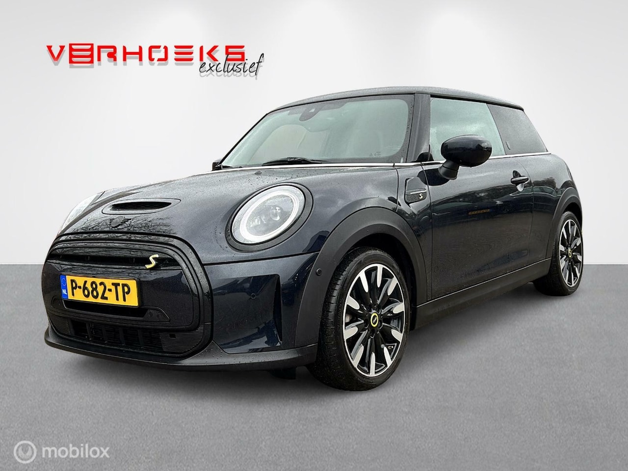 MINI Mini-Electric - MINI Yours Pano/Leer/Head-up - AutoWereld.nl