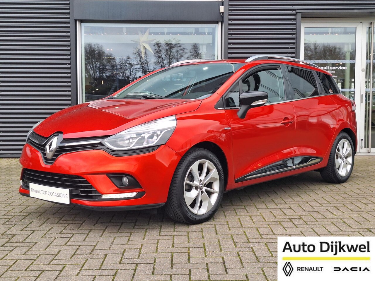 Renault Clio Estate - TCe 90 Limited All Season banden, Trekhaak - AutoWereld.nl