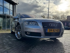 Audi A8 - 4.2 quattro Pro Line V8