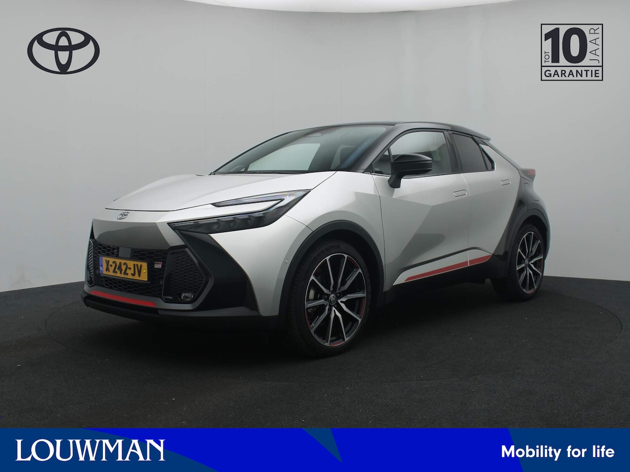 Toyota C-HR - 2.0 197 PK Hybrid GR-Sport *Demo* | Glazen Panoramadak | JBL-Audio | - AutoWereld.nl