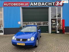 Volkswagen Polo - 1.4-16V Highline