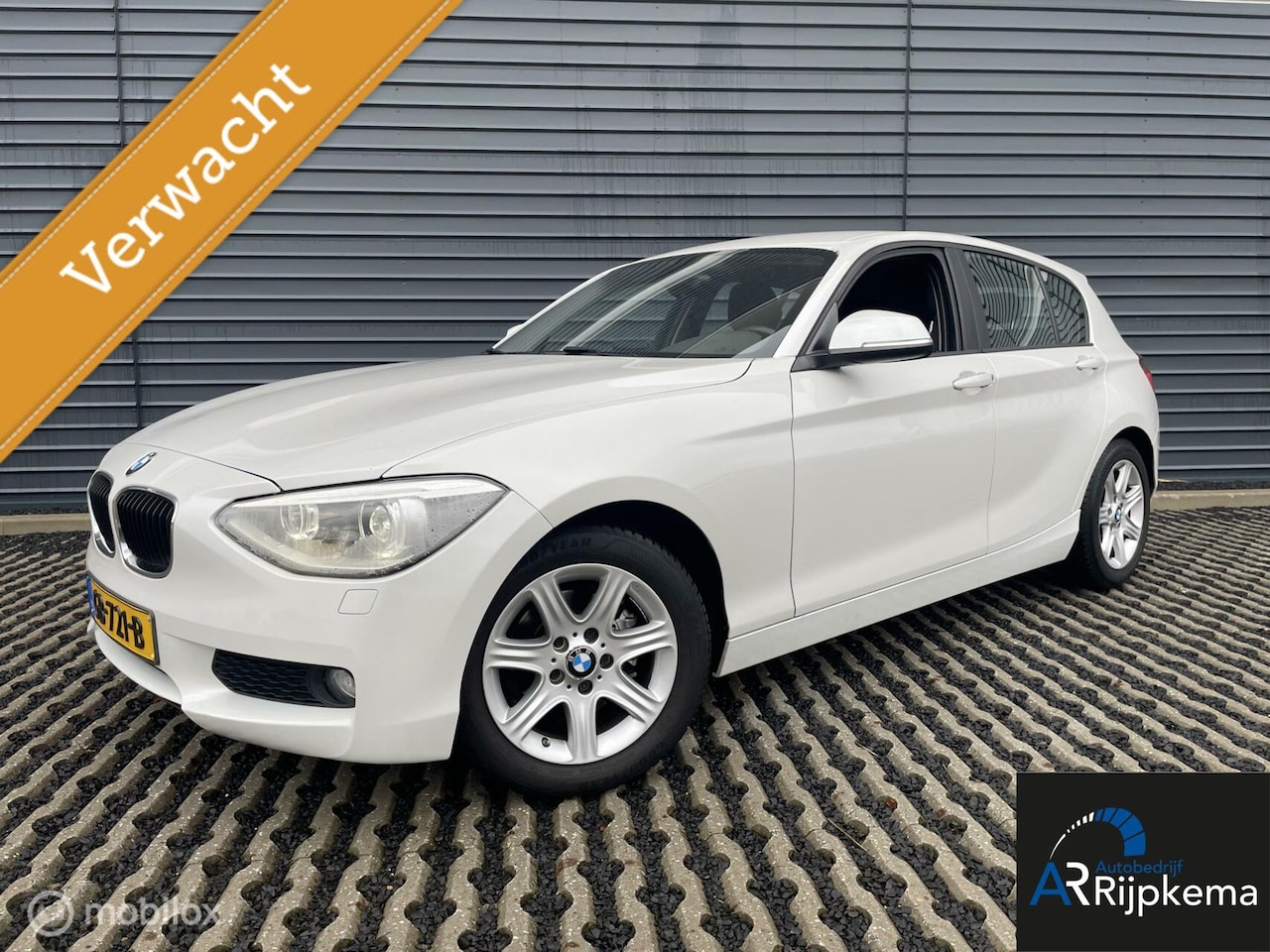 BMW 1-serie - 116d EDE Business 116pk | Navi & carkit | Xenon - AutoWereld.nl