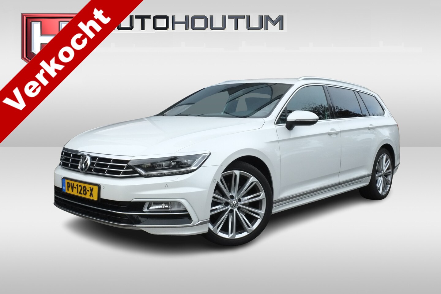 Volkswagen Passat Variant - 1.4 TSI ACT R-LINE Trekhaak, Panoramadak, Virtual cockpit, Leder - AutoWereld.nl